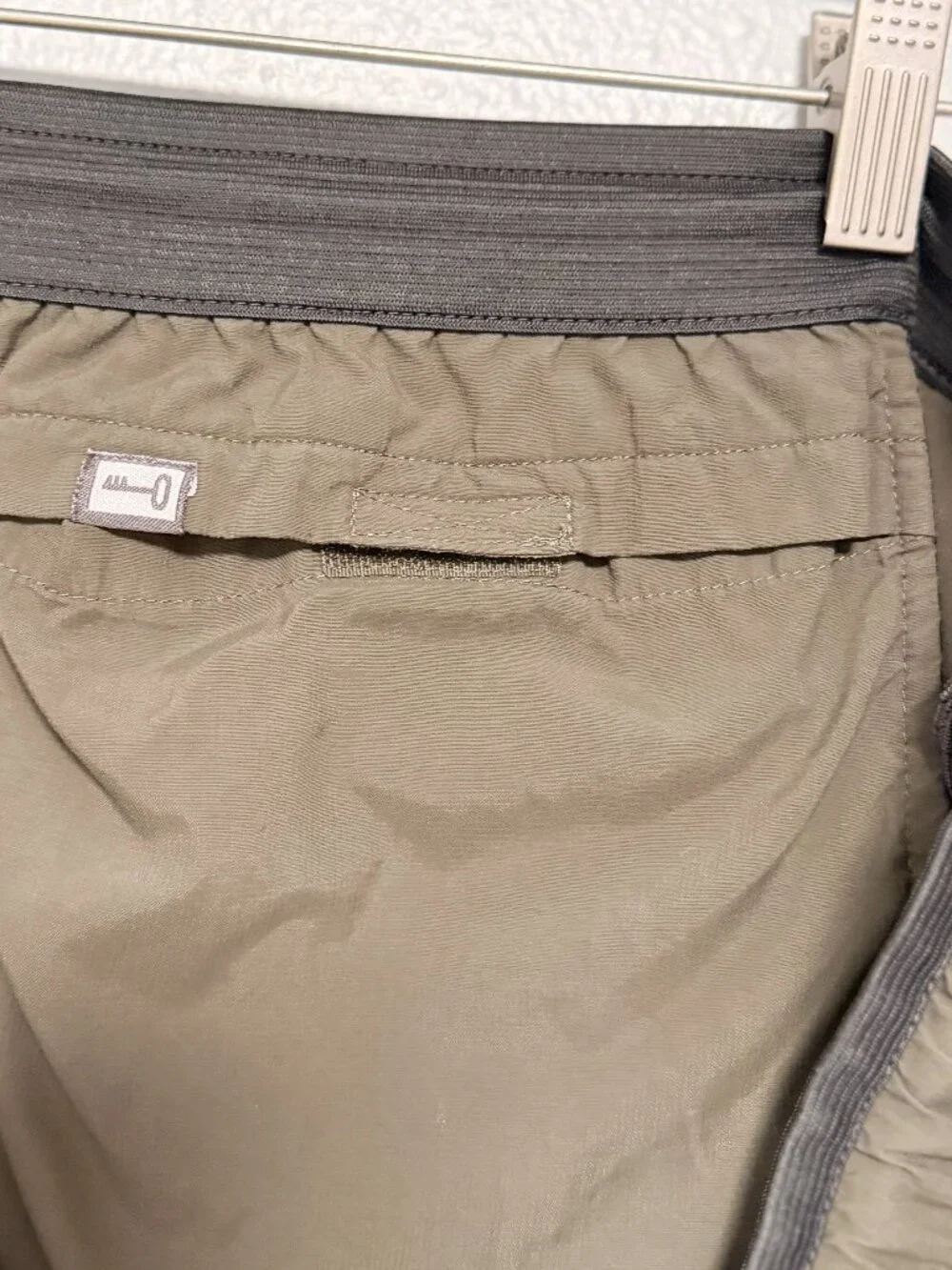 The North Face TNF Men's XL Olive Brown Nylon Hiking Shorts Stow Pocket Gorpcore